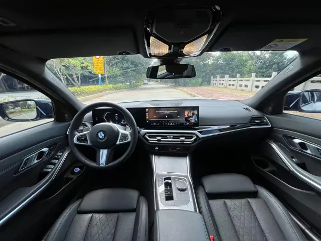 BMW 3 Series — Фото автомобиля 5