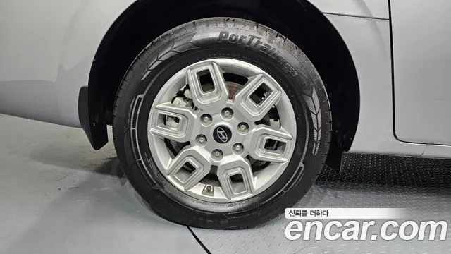 Hyundai Staria Staria L3.5 Карго 5 мест — Фото автомобиля 5