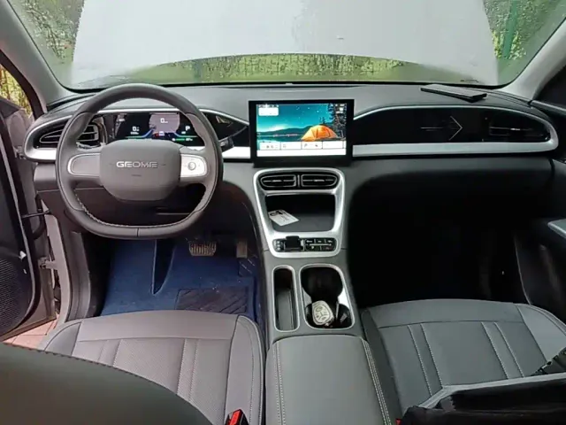Geely Starry Wish — Фото автомобиля 9