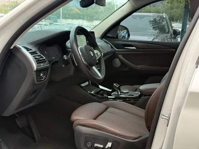 BMW X3 — Фото автомобиля 4