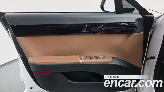 Hyundai Grandeur GN7 — Фото автомобиля 24