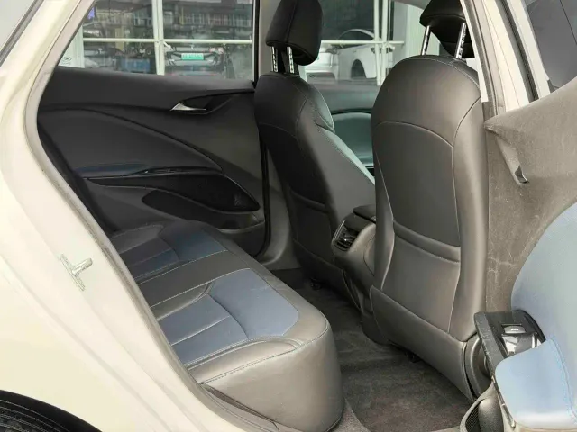 Buick Velite 6 — Фото автомобиля 13