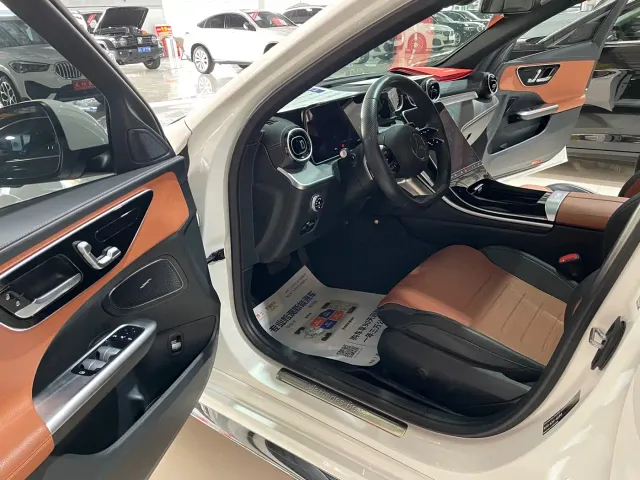 Mercedes-Benz C-Class — Фото автомобиля 8