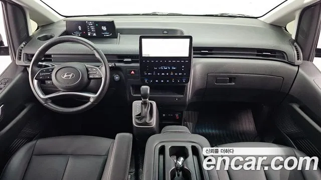 Hyundai Staria Staria L3.5 Tourer 11 мест — Фото автомобиля 7