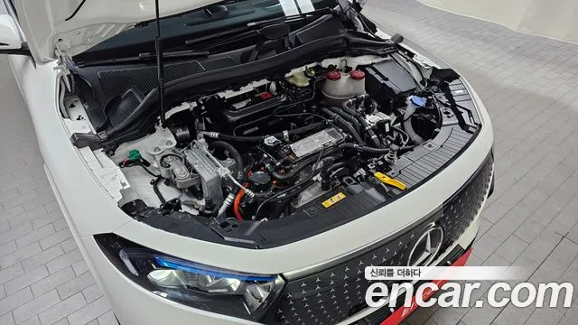 Mercedes-Benz EQA H243 — Фото автомобиля 9