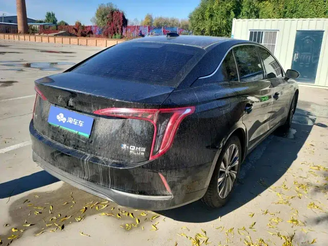 Hongqi E-QM5 — Фото автомобиля 3