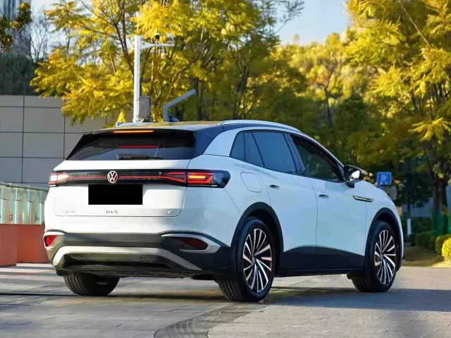 Volkswagen ID.4 X — Фото автомобиля 8