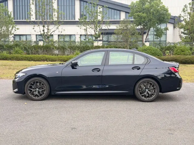 BMW 3 Series — Фото автомобиля 3