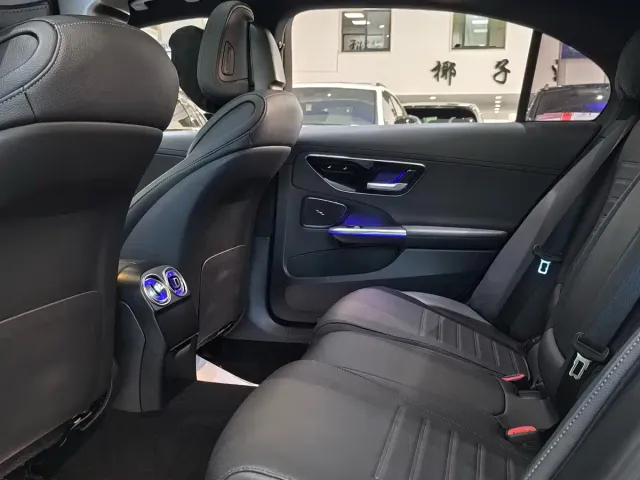 Mercedes-Benz C-Class — Фото автомобиля 13