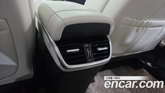 Hyundai Grandeur (New) Hybrid — Фото автомобиля 30