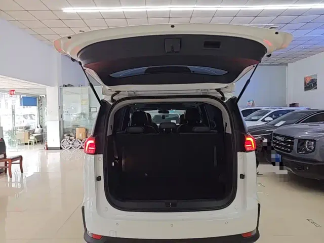 Maxus G50 — Фото автомобиля 18
