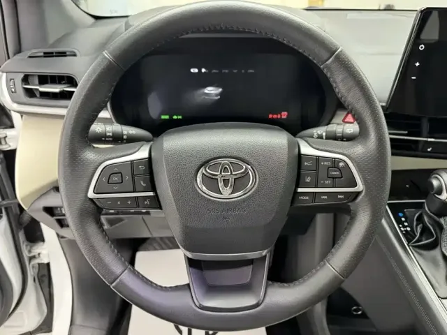 Toyota Granvia — Фото автомобиля 15