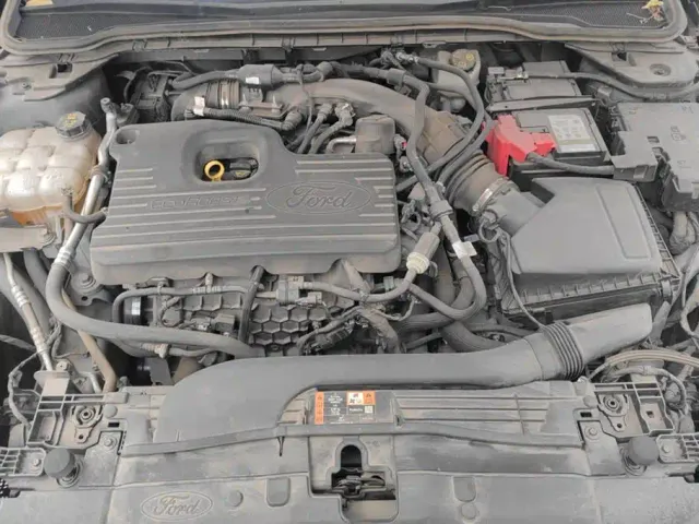 Ford Mondeo — Фото автомобиля 10