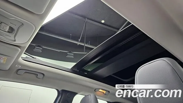 Jeep Renegade — Фото автомобиля 26