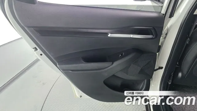 Kia Seltos Бензин 1.6 турбо 2WD — Фото автомобиля 25