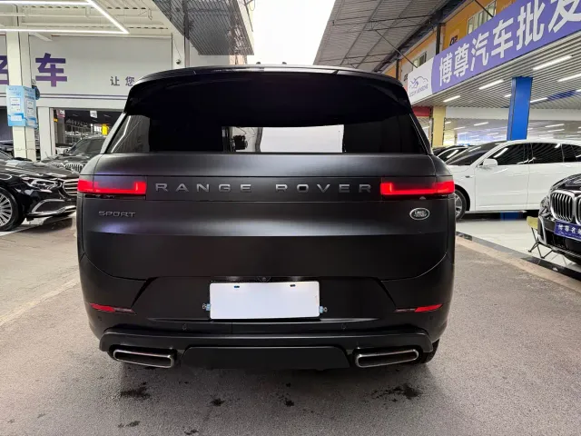 Land Rover Range Rover Sport — Фото автомобиля 24