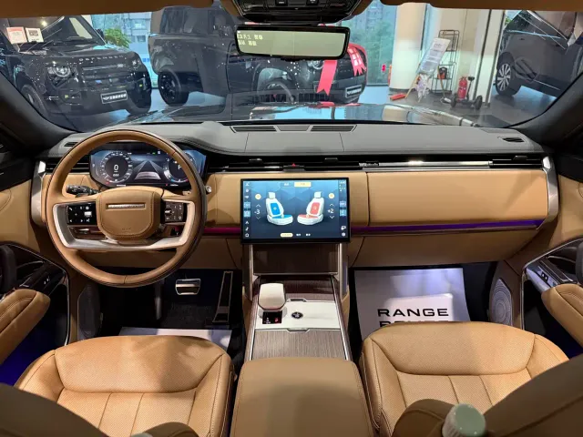 Land Rover Range Rover — Фото автомобиля 19