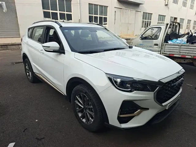 Jetour X70 — Фото автомобиля 3