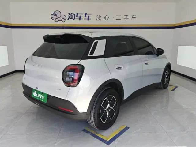 GAC Aion UT — Фото автомобиля 3