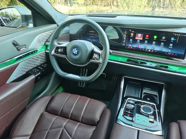 BMW i7 — Фото автомобиля 20
