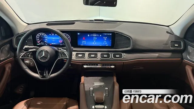 Mercedes-Benz GLE-Class — Фото автомобиля 17