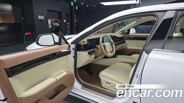 Hyundai Grandeur GN7 — Фото автомобиля 15