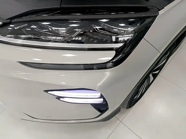BYD Song PLUS — Фото автомобиля 23