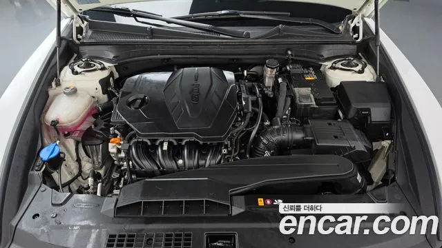 Hyundai Grandeur GN7 — Фото автомобиля 9