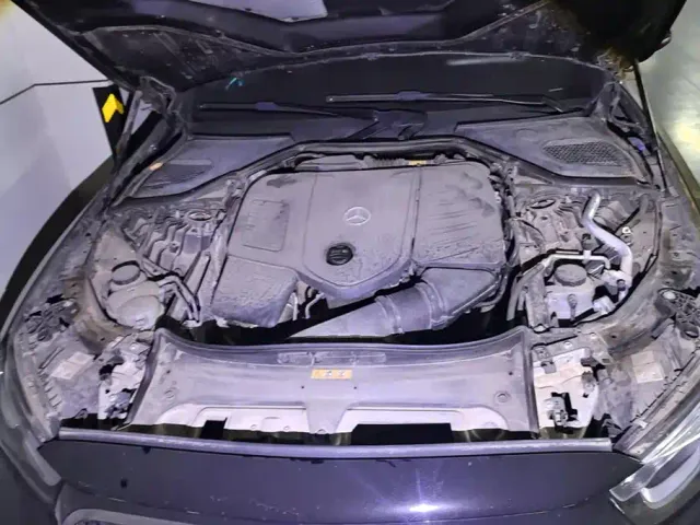 Mercedes-Benz E-Class — Фото автомобиля 10