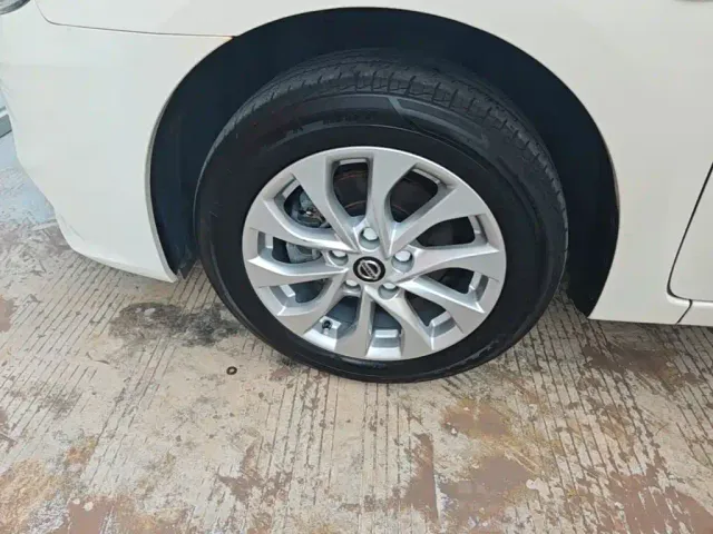 Nissan Sylphy — Фото автомобиля 22
