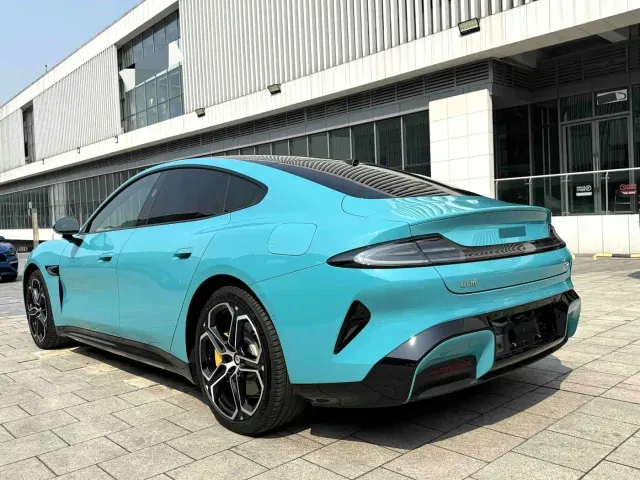 Xiaomi SU7 — Фото автомобиля 7