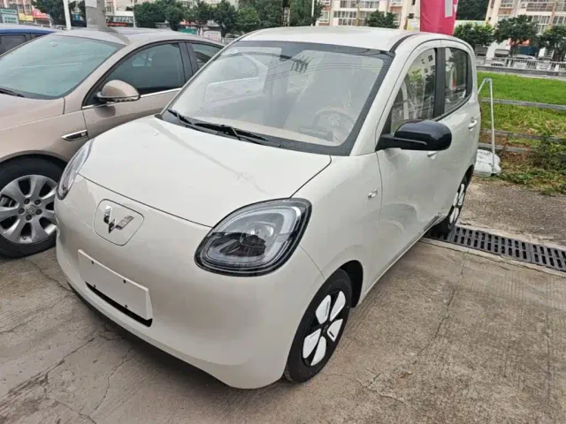 Фотография автомобиля — Wuling Hongguang Mini EV