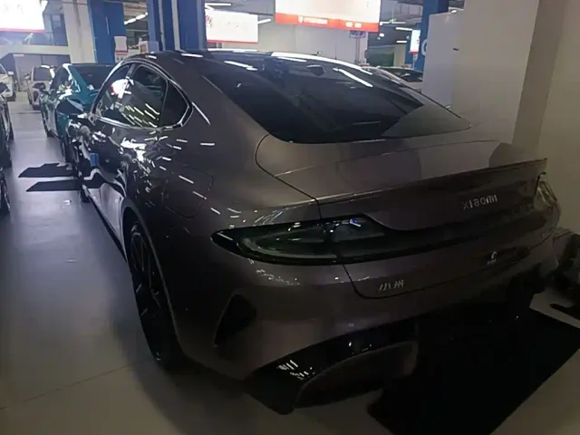 Xiaomi SU7 — Фото автомобиля 4