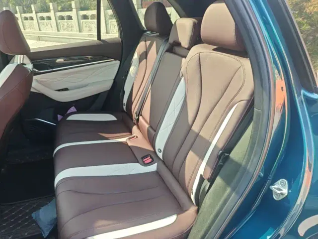 Geely Xingyue L — Фото автомобиля 16