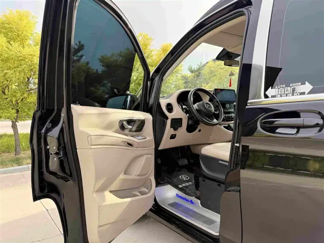 Mercedes-Benz Vito — Фото автомобиля 4