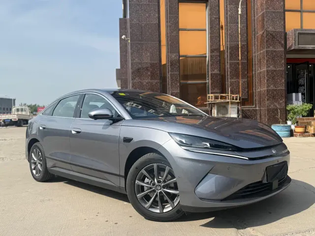 BYD Qin L — Фото автомобиля 3