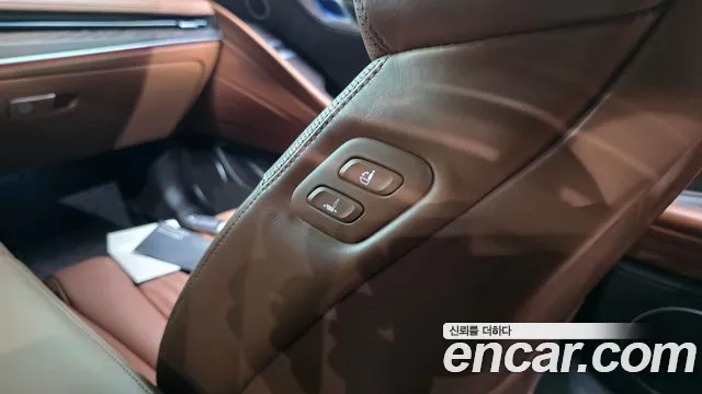 Genesis G80 Бензин 2.5 турбо AWD — Фото автомобиля 28