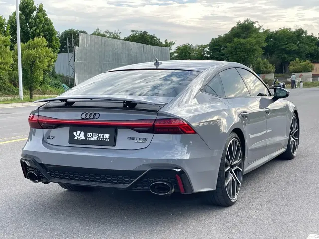 Audi A7 — Фото автомобиля 9