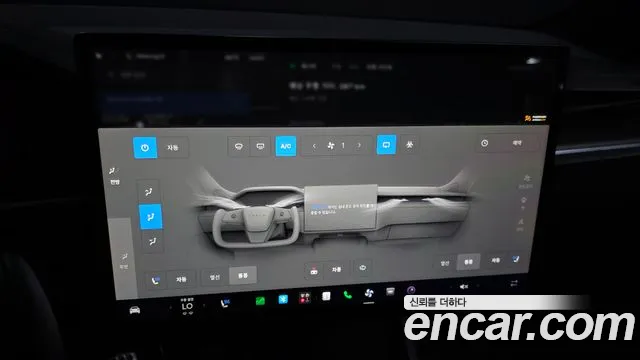 Tesla Model X — Фото автомобиля 23