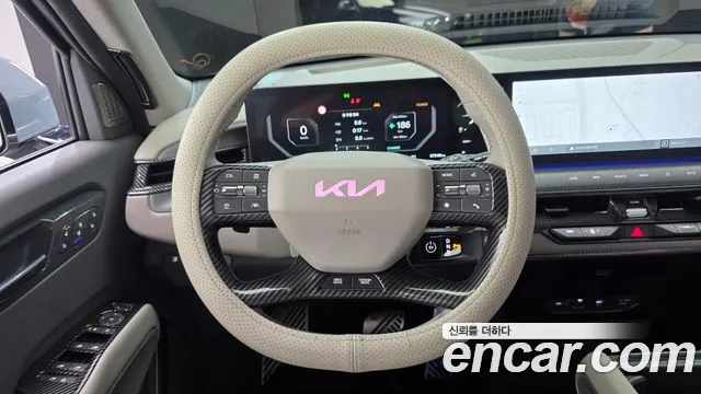 Kia EV9 — Фото автомобиля 13