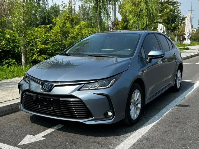 Фотография автомобиля — Toyota Corolla