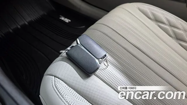 Kia K8 Hybrid — Фото автомобиля 23