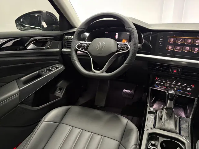 Volkswagen Passat — Фото автомобиля 8