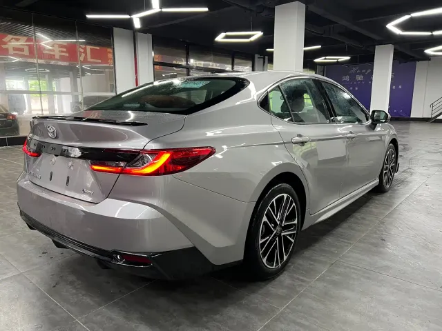 Toyota Camry — Фото автомобиля 9
