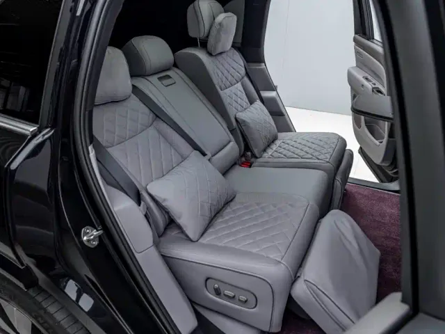 Li Auto L8 — Фото автомобиля 25