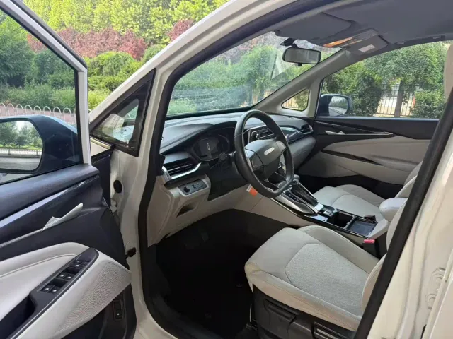 Maxus G50 — Фото автомобиля 6
