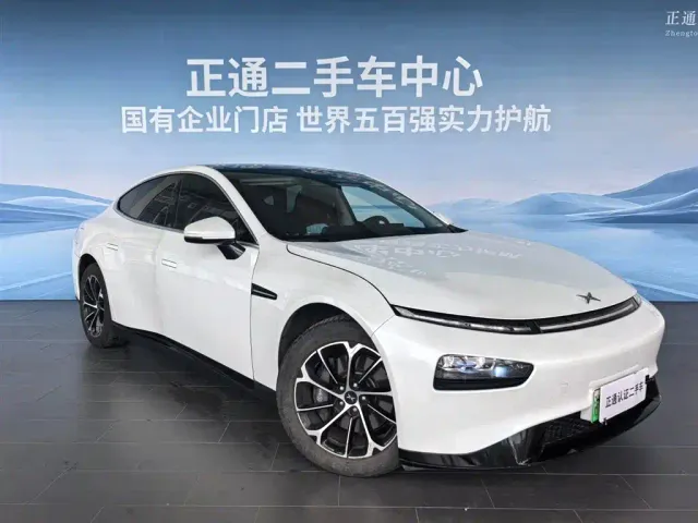 Xpeng P7 — Фото автомобиля 5