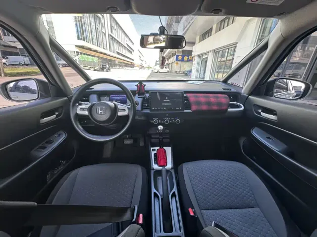 Honda Fit — Фото автомобиля 4