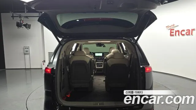 Kia Canival Carnival 4 поколение 9 мест Signature — Фото автомобиля 26