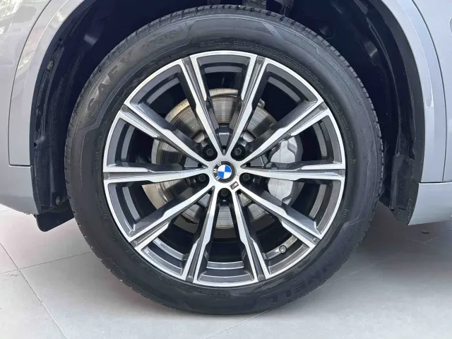 BMW X5 — Фото автомобиля 16